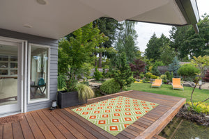 Tappeto da esterno per balcone giardino terrazzo salotto resistente a pioggia sole raggi UV antimacchia antimuffa retro antiscivolo ROMBI ARANCIONE VERDE - SmartDecoHome